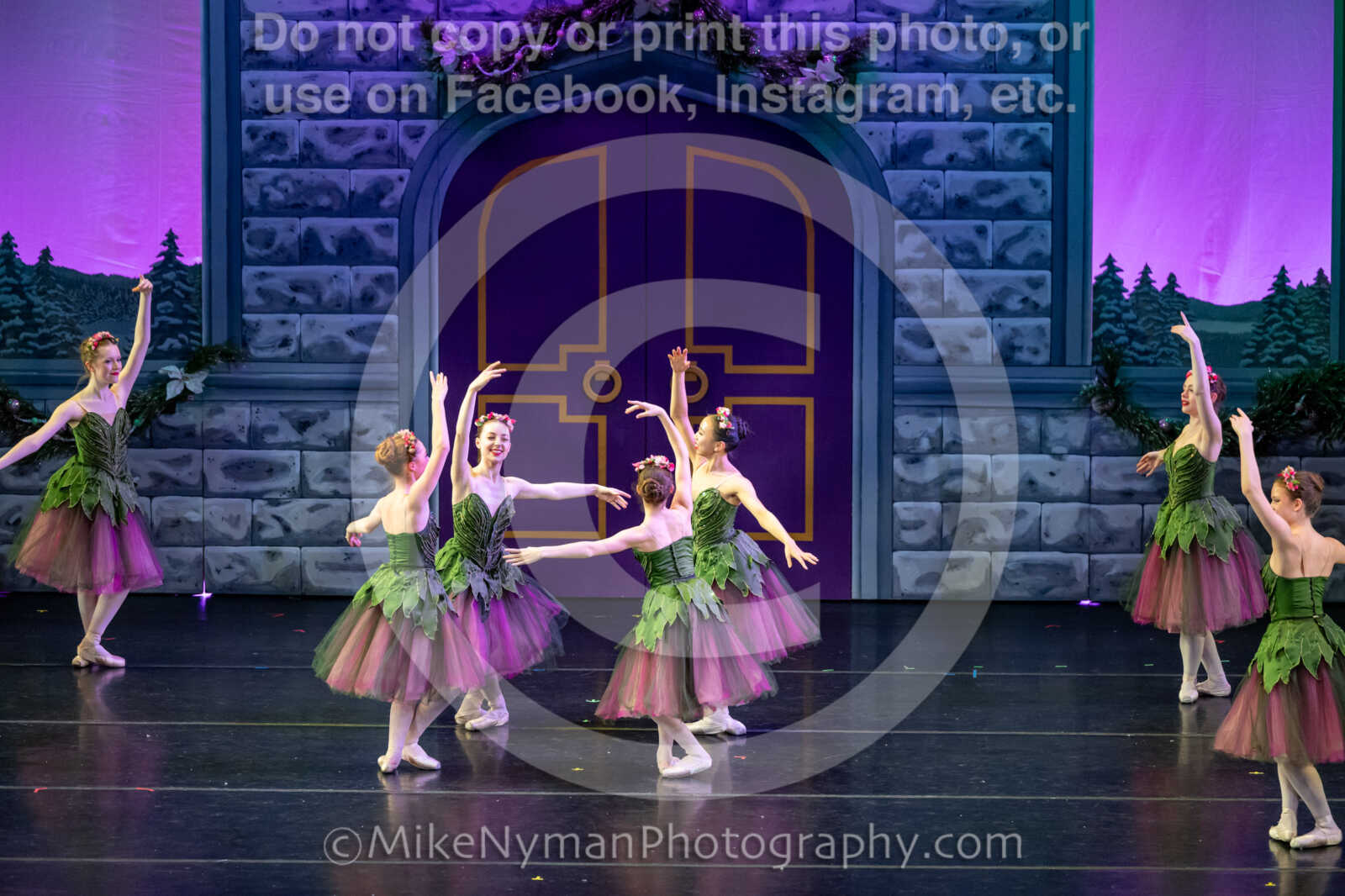 20251129203602-R62-131998