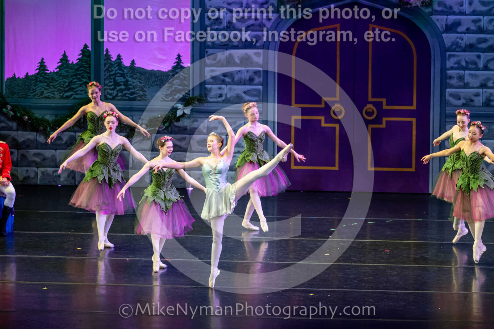 20251129203645-R62-132018