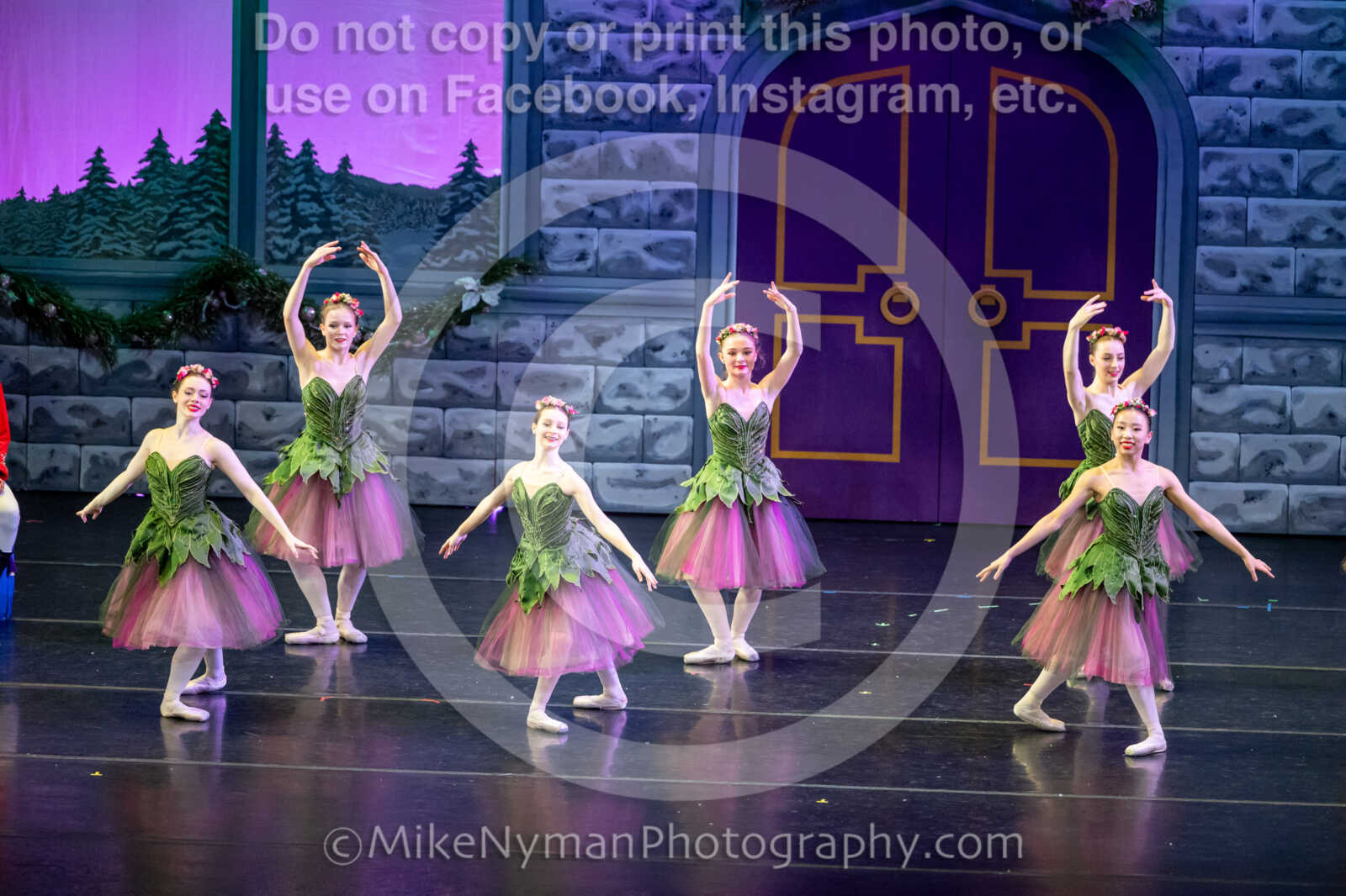 20251129203650-R62-132022