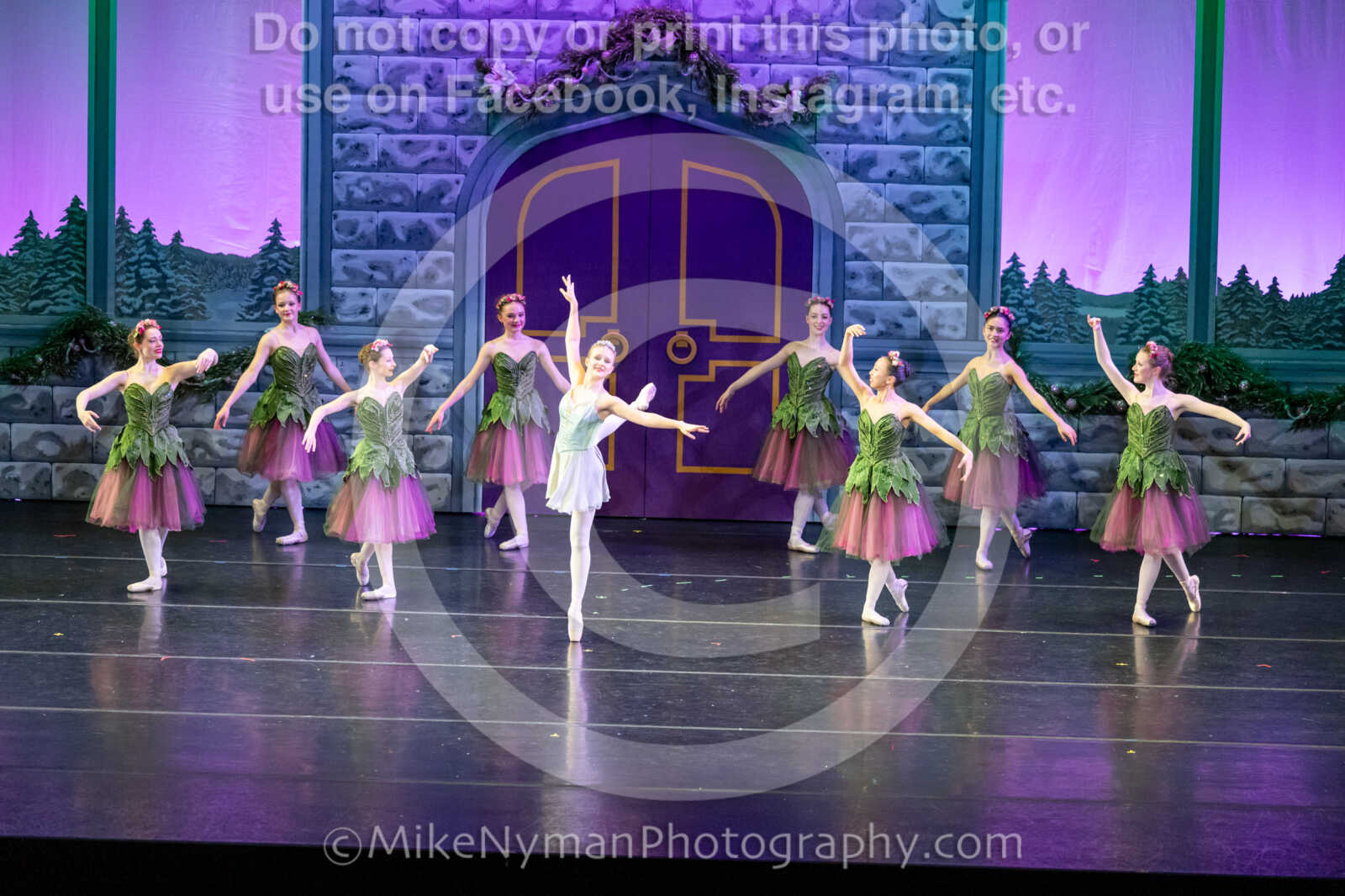 20251129203656-R62-132029