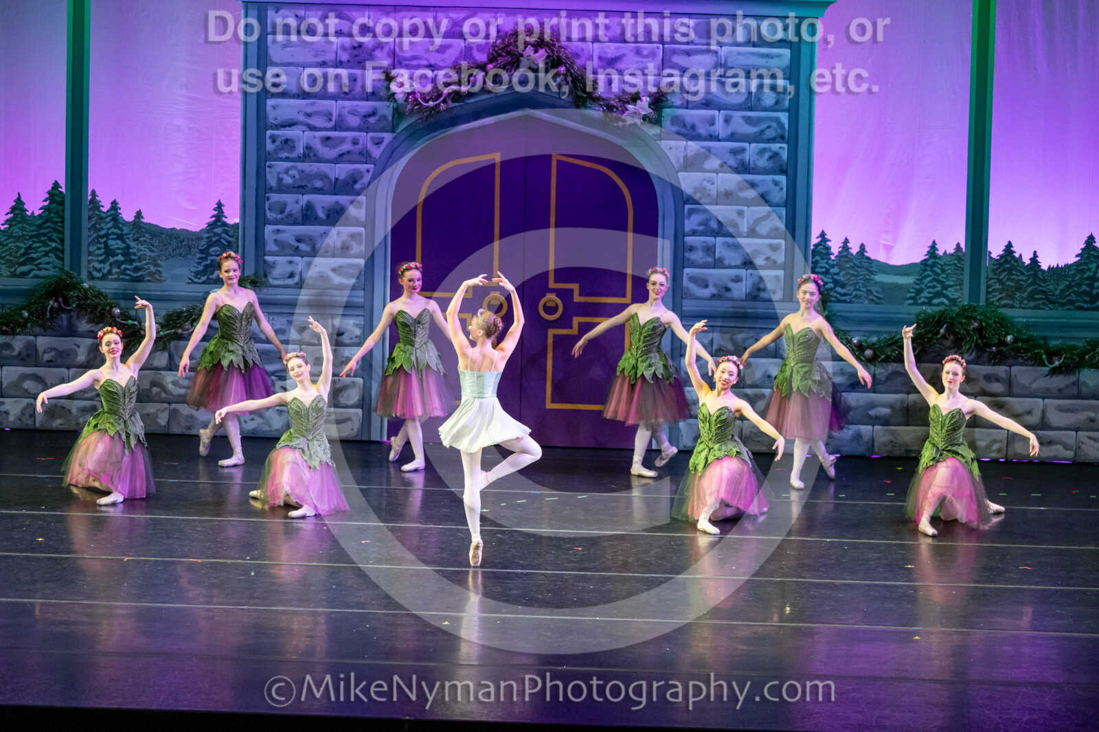 20251129203658-R62-132031