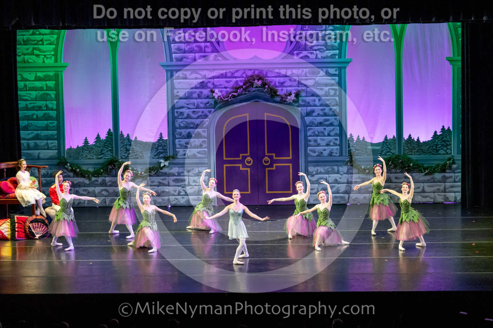 20251129203756-R62-132057