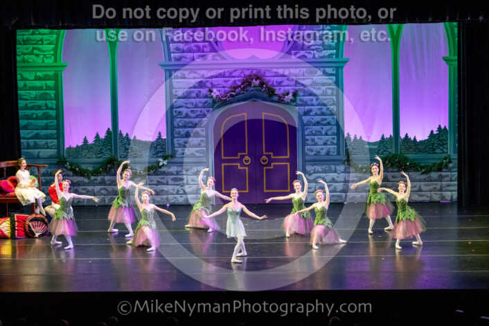 20251129203756-R62-132057