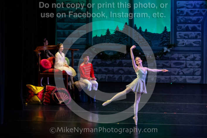 20251220193422-EQ7A2204