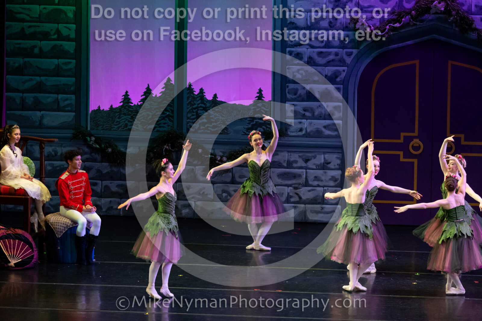 20251220193516-EQ7A2224