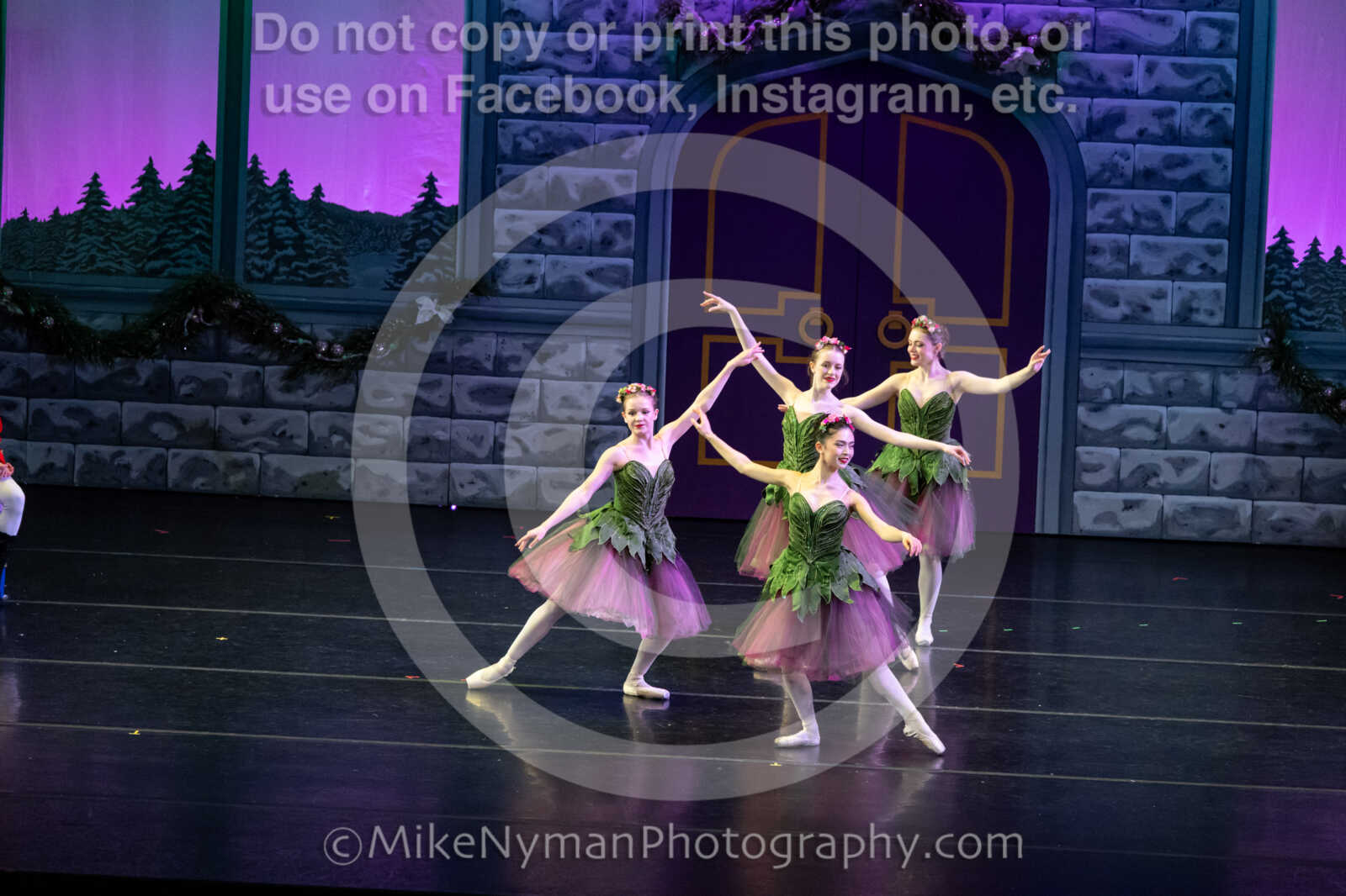 20251220193648-EQ7A2272