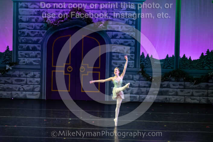 20251220193710-EQ7A2302