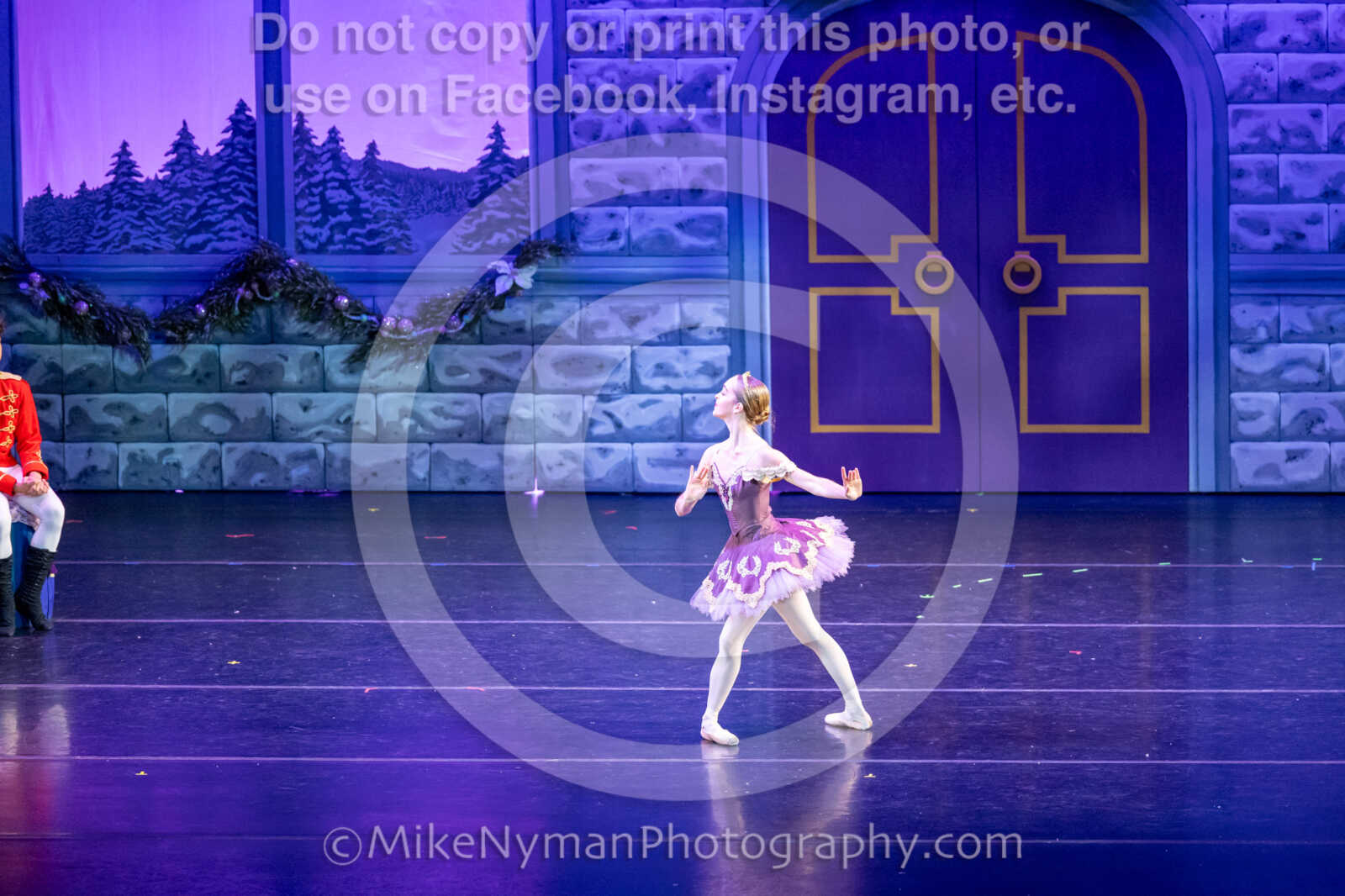 20251129204646-R62-132318