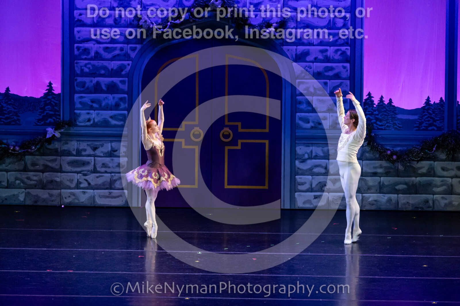 20251220194030-EQ7A2378