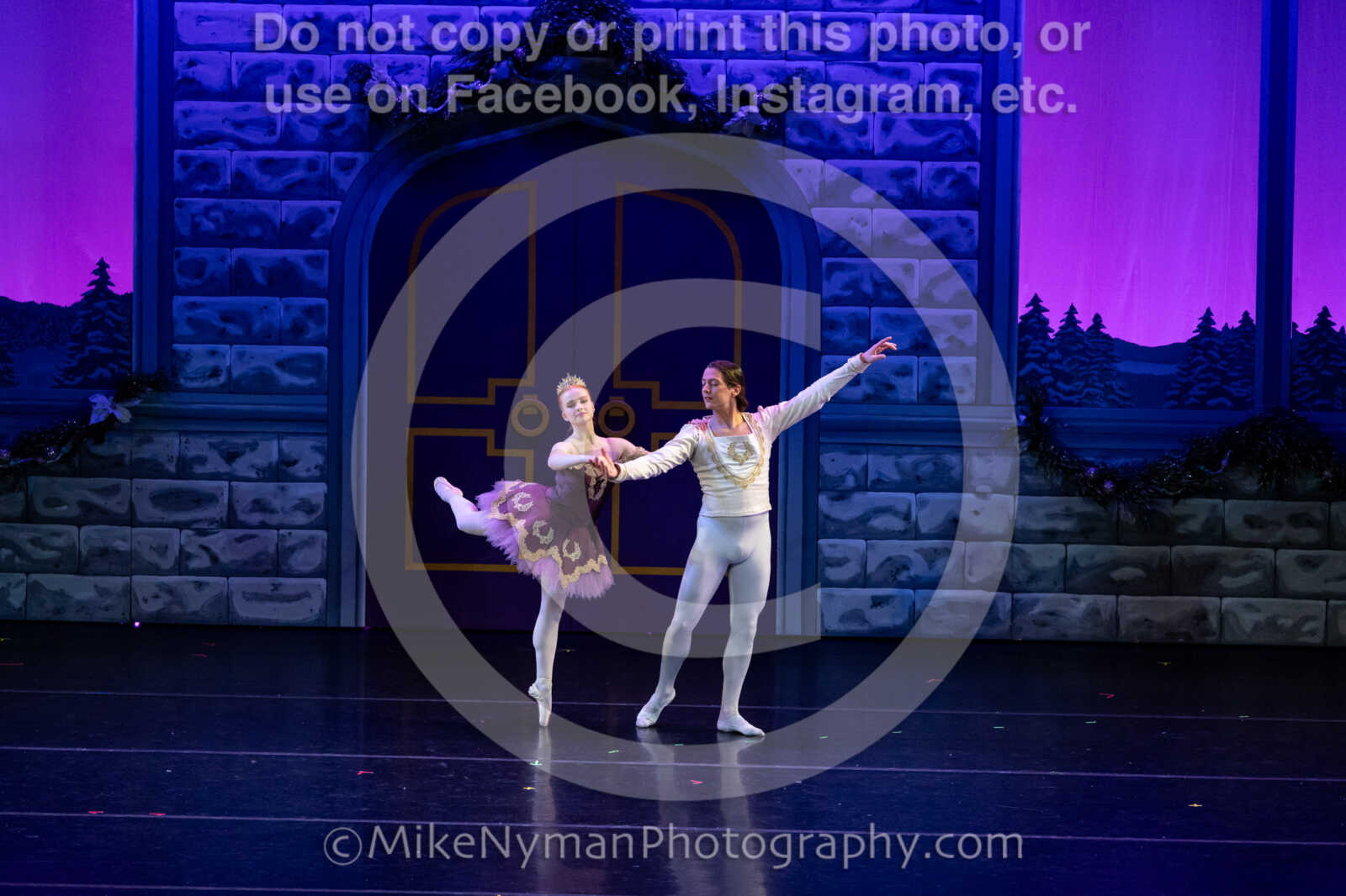 20251220194044-EQ7A2386