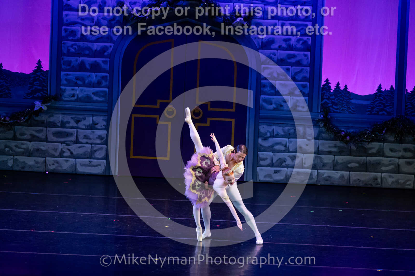 20251220194144-EQ7A2410