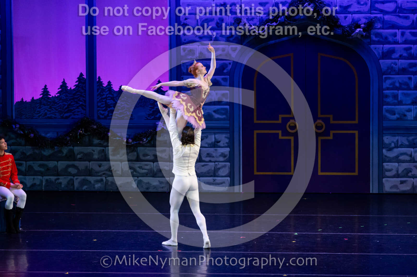 20251220194338-EQ7A2445