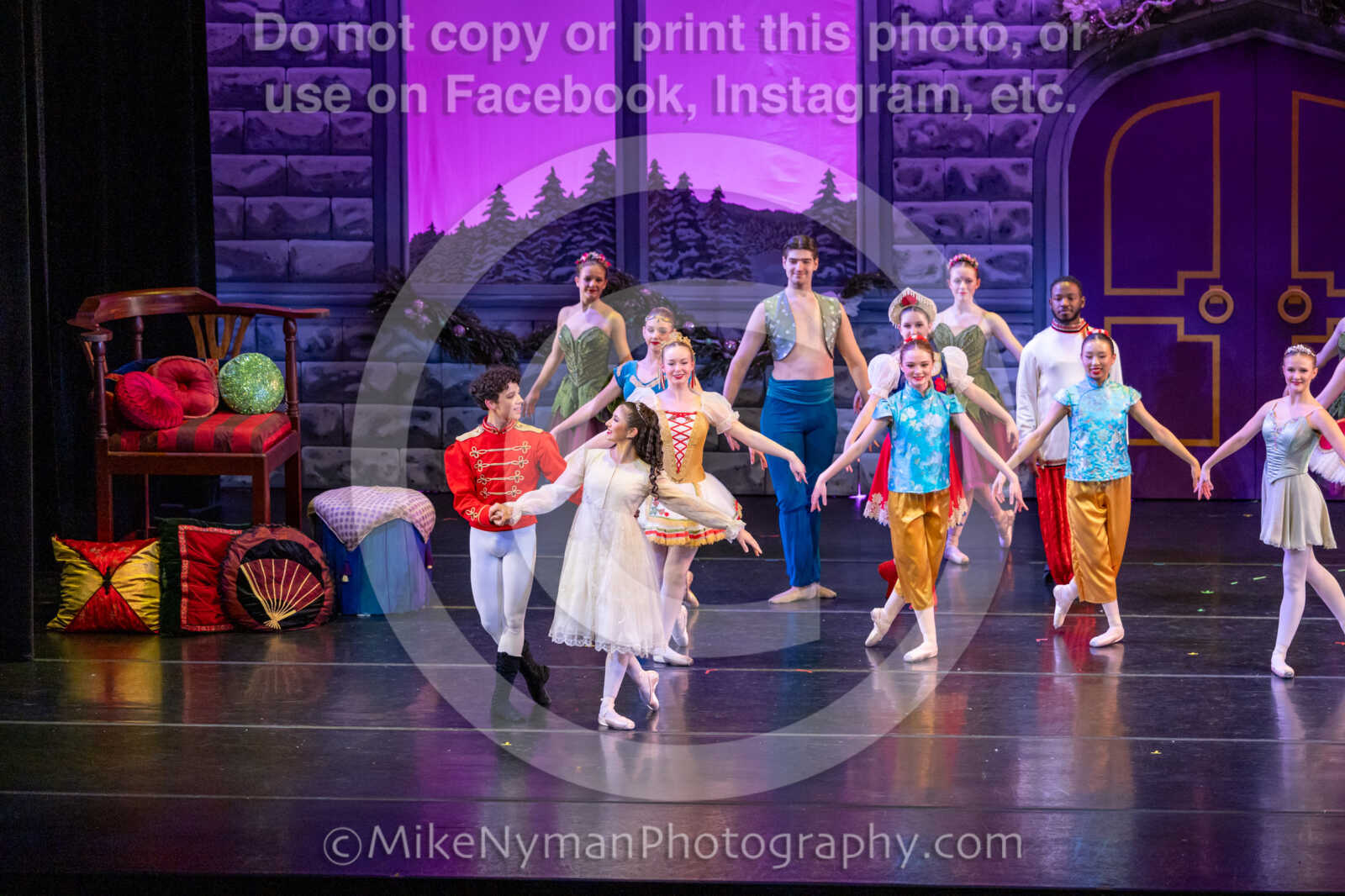 20251129205200-R62-132480