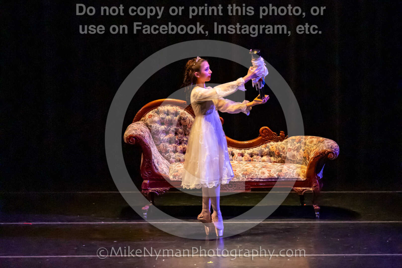 20251129205347-R62-132559