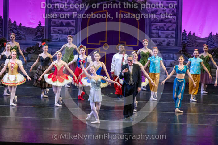 20251129205459-R62-132599