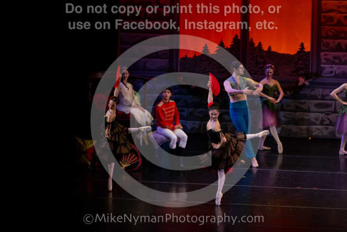 20251220195120-EQ7A2642