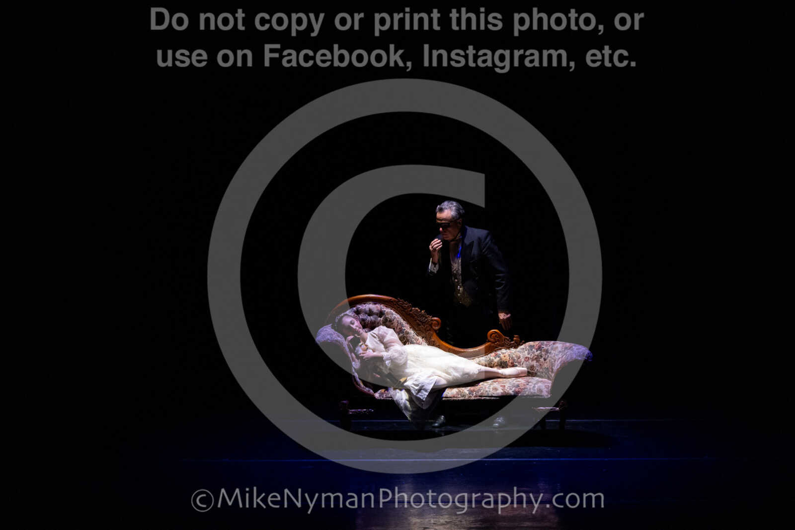 20251220195528-EQ7A2817