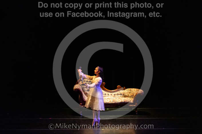 20251220195543-EQ7A2822