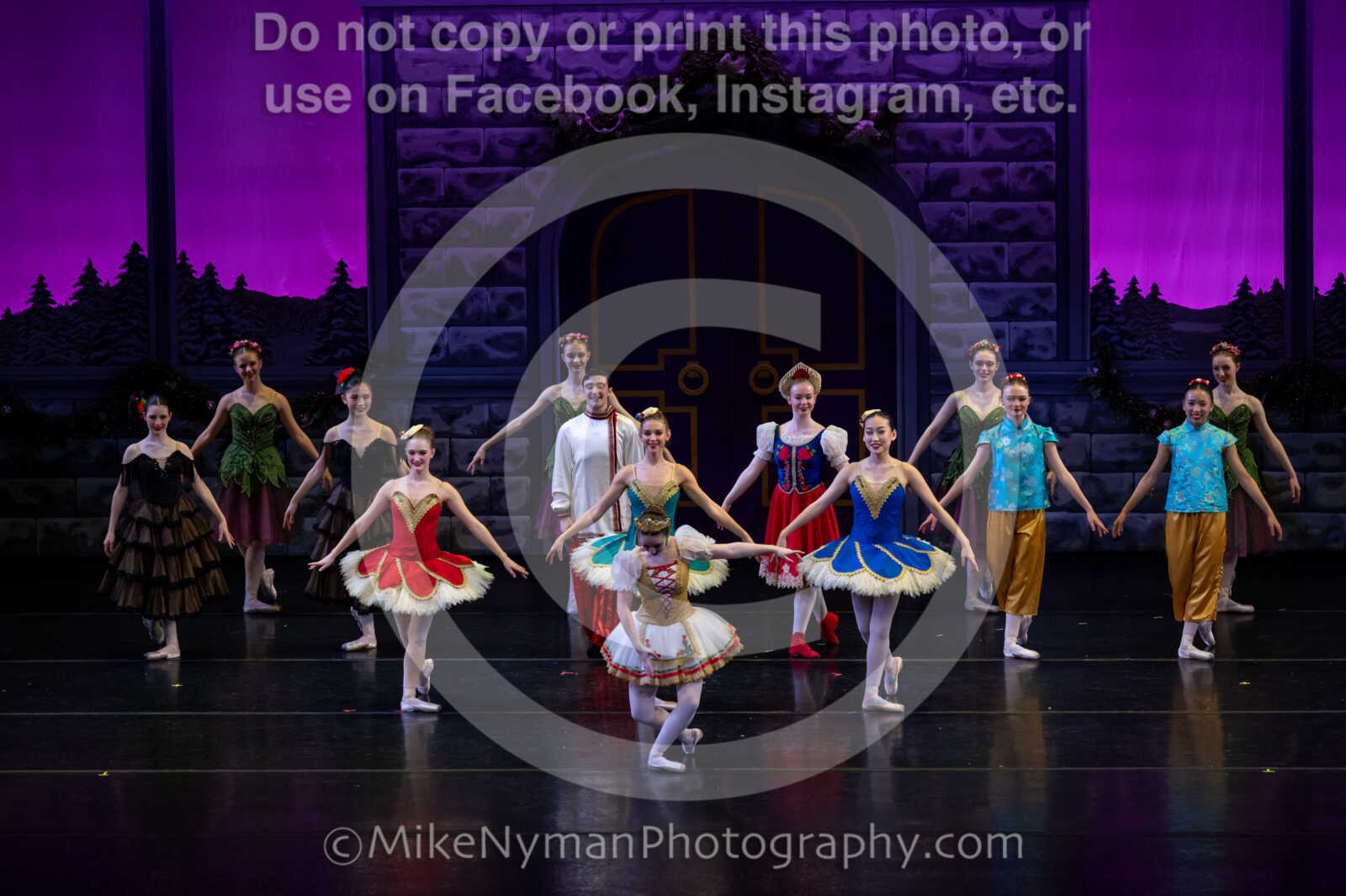 20251220195648-EQ7A2847