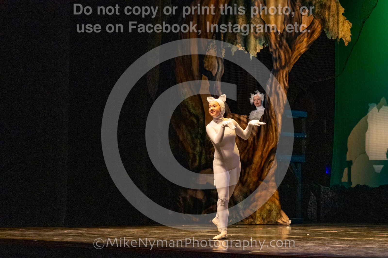 20260304162546-R62-100913